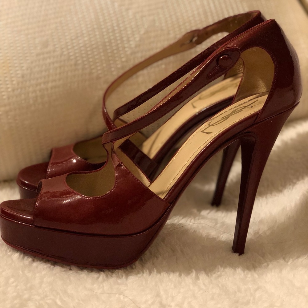 YVES SAINT LAURENT-Patent Leather Crossover Sandal